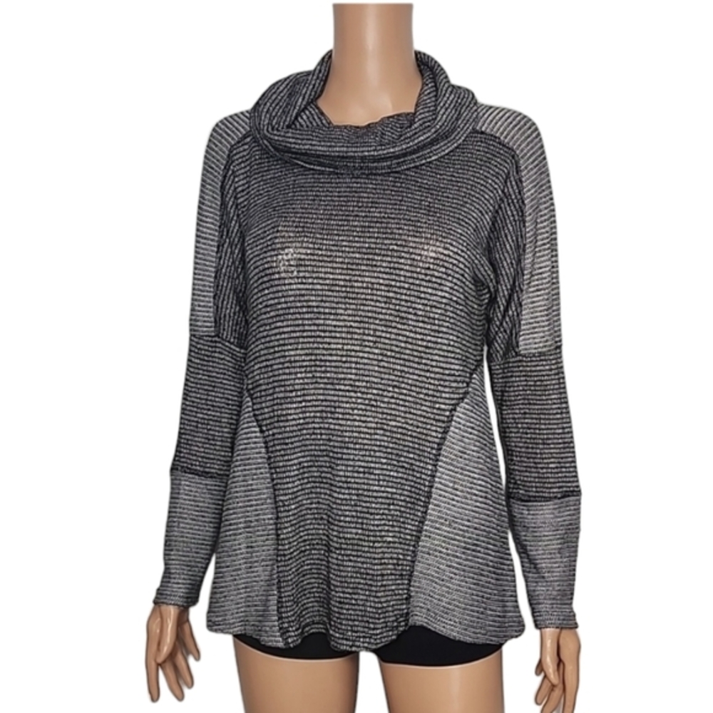 Sunday boutique Womens Size S Black white striped knit top Cowl Neck High Low